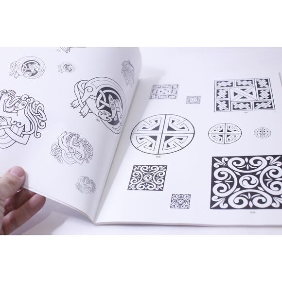 Celtic Designs, Mallory Pearce, Royalty-Free, Ready-To-Use, 1996, Dover - Picture 2 of 5